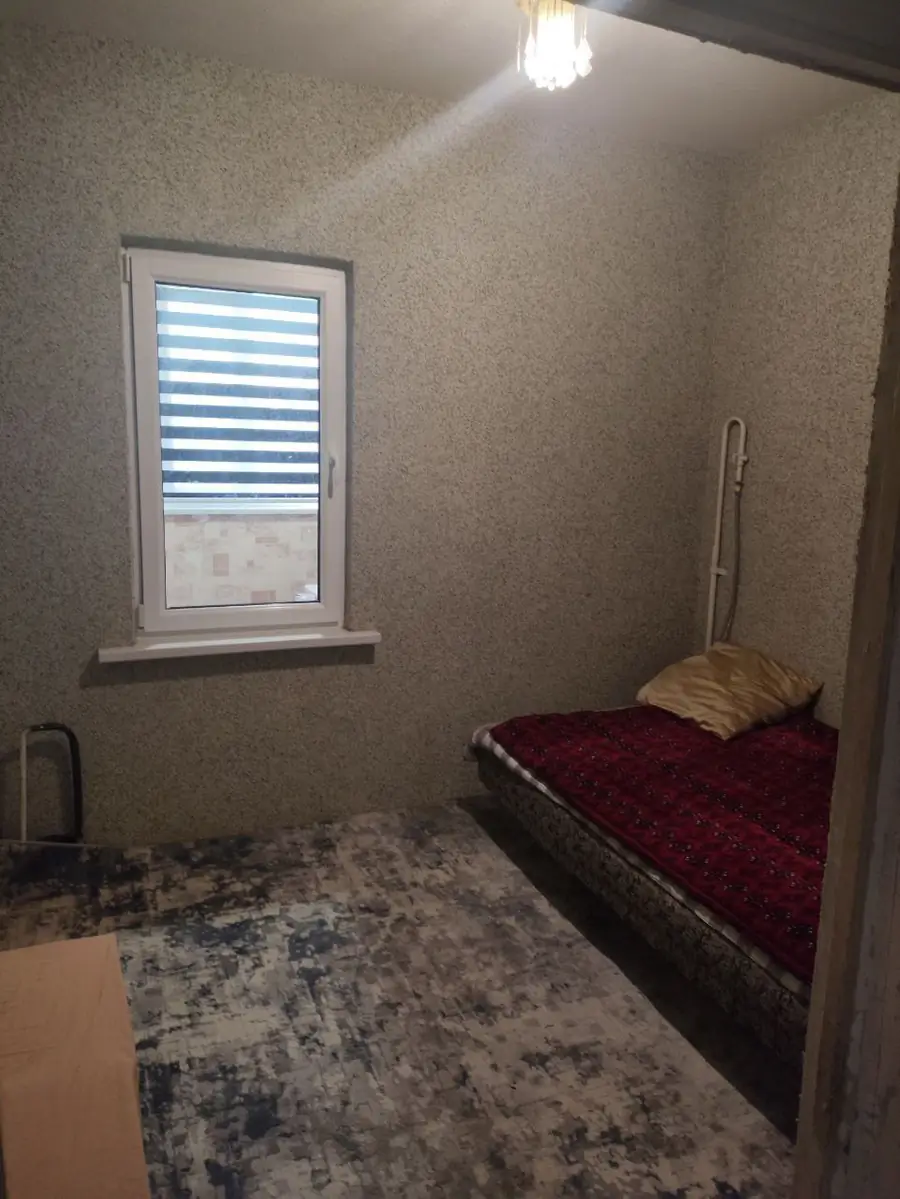 Сдается 2-комнатная квартира − 65 м²