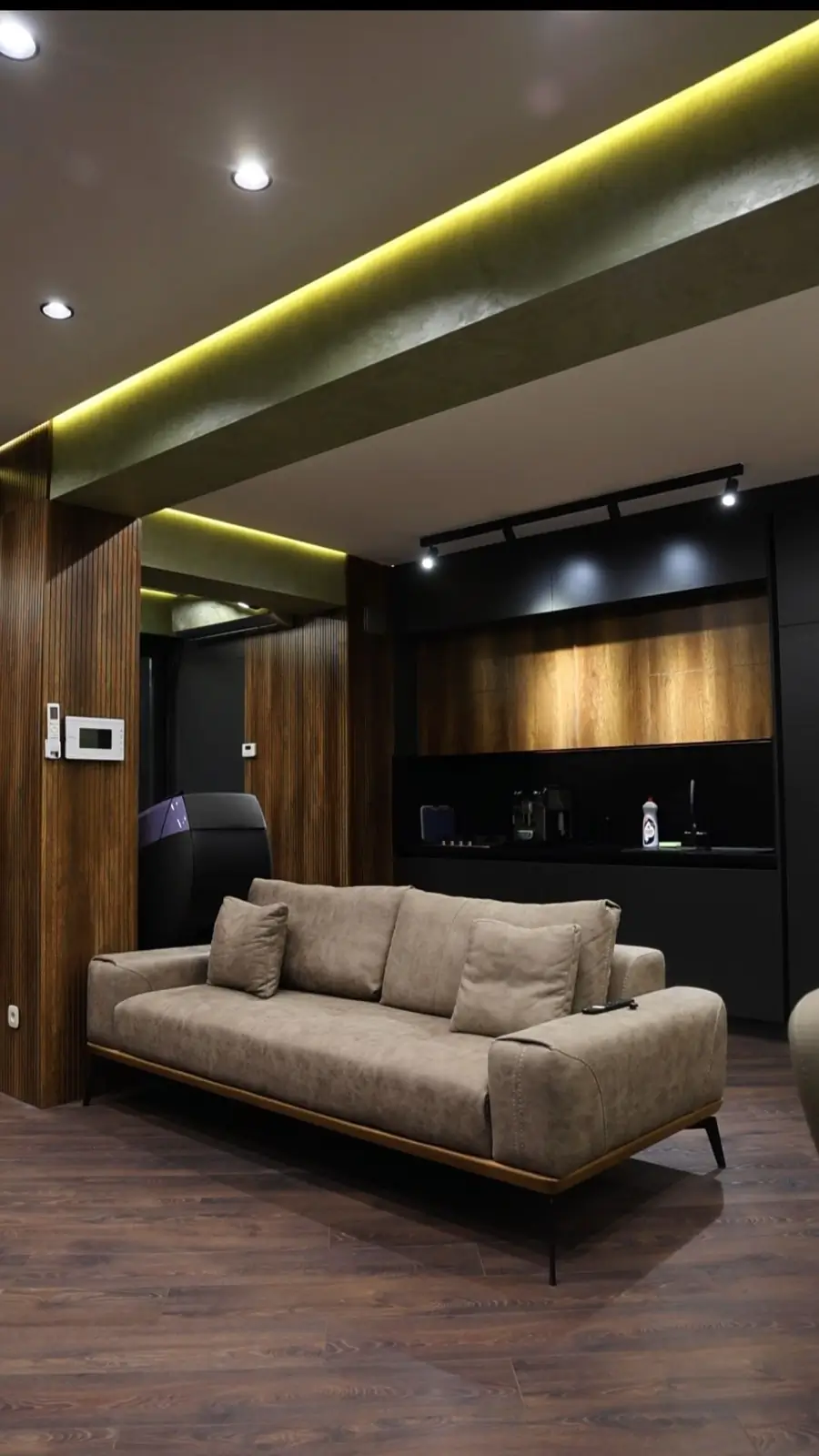 2 xonali kvartira − 130 m², 7/10 qavat