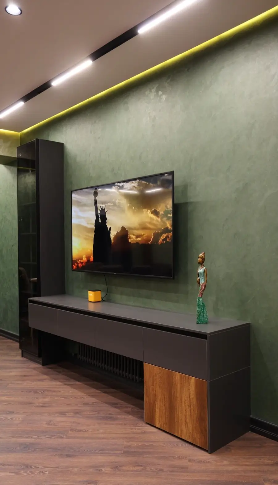 2 xonali kvartira − 130 m², 7/10 qavat