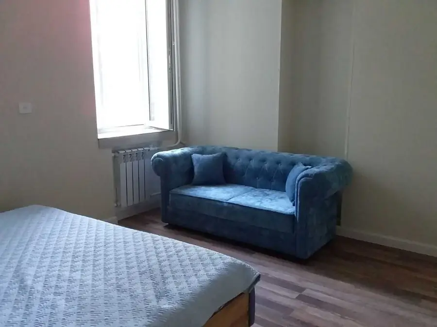 1 xonali kvartira − 50 m², 1/3 qavat