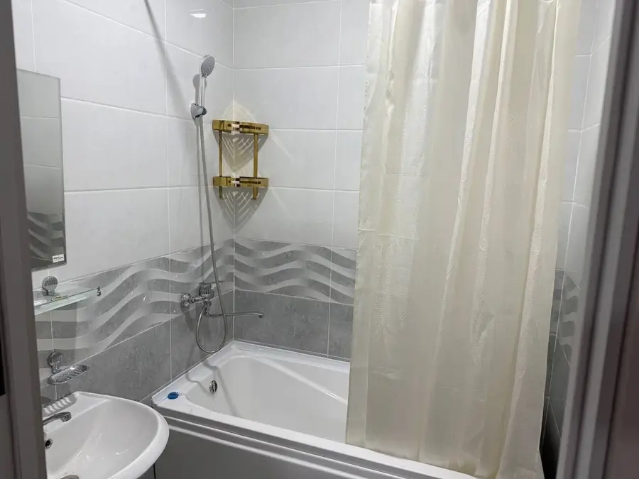 3 xonali kvartira − 84 m², 16/17 qavat