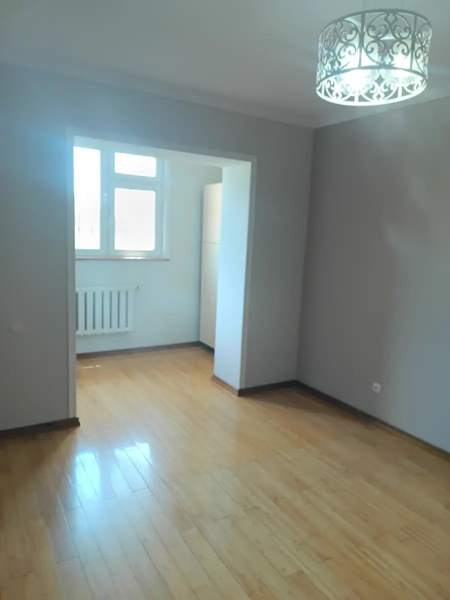 Ijaraga 4 xonali kvartira − 125 m²