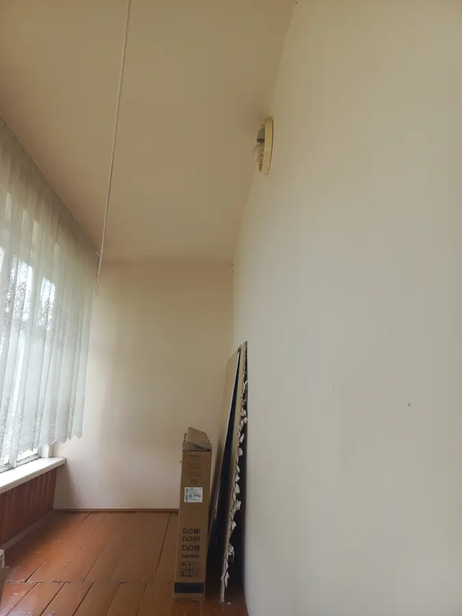 4 xonali kvartira sotiladi − 75.3 m²