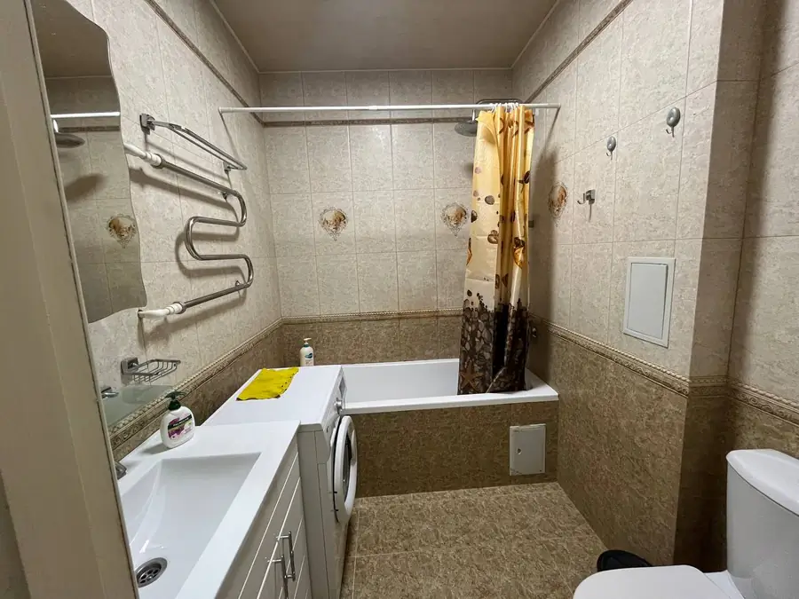 Ijaraga 4 xonali kvartira − 90 m²