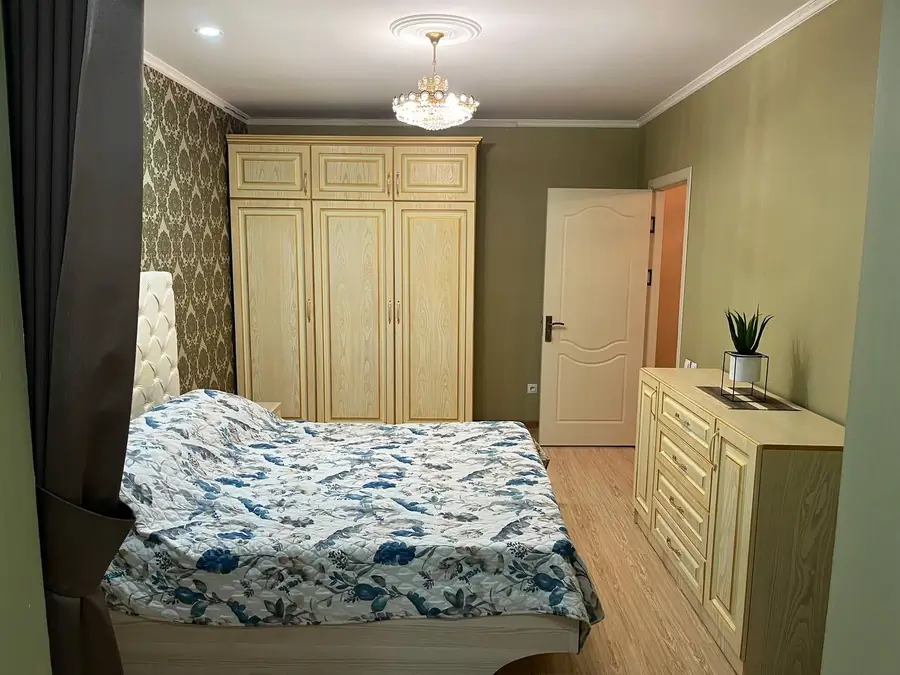 Ijaraga 4 xonali kvartira − 90 m²