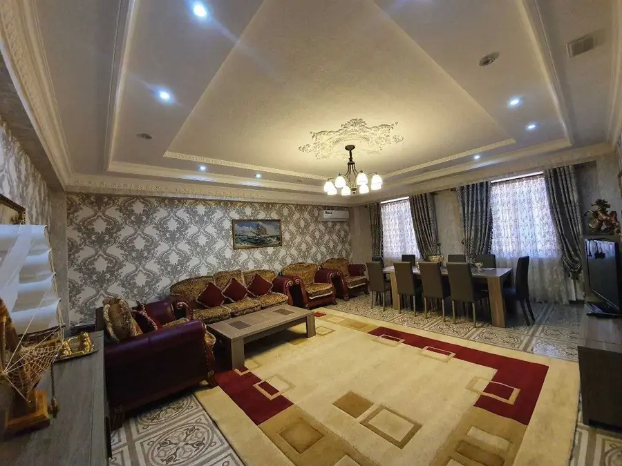 4 xonali kvartira − 280 m², 1/8 qavat