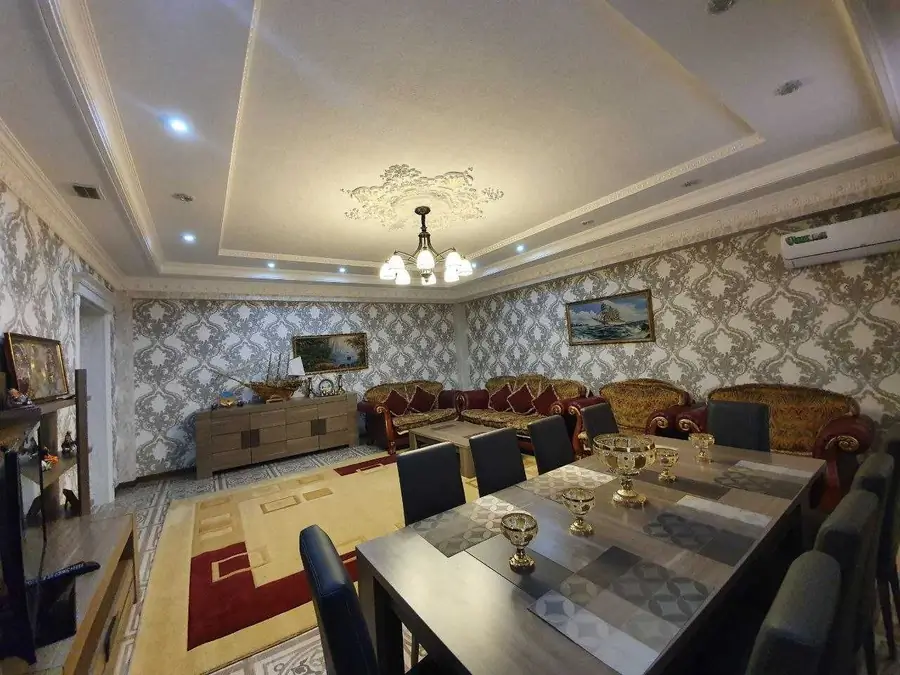 4 xonali kvartira − 280 m², 1/8 qavat