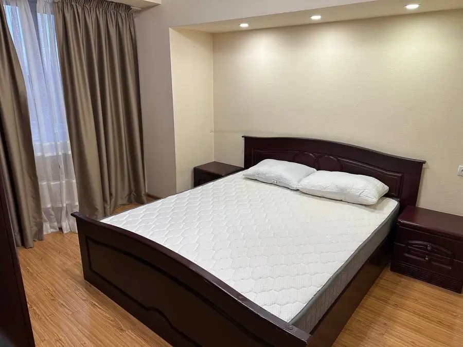 Ijaraga 5 dan ortiq xonali kvartira − 125 m²