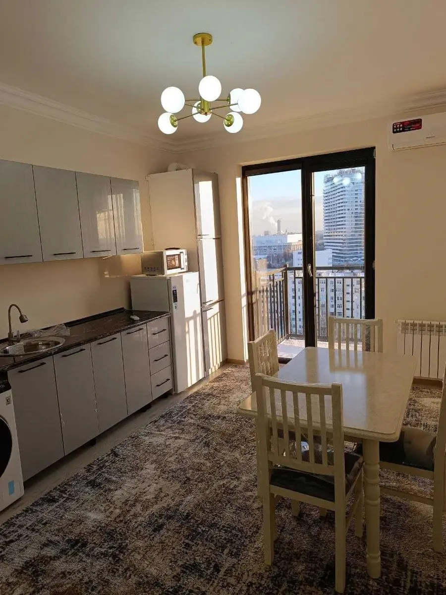 1 xonali kvartira − 44 m², 8/9 qavat