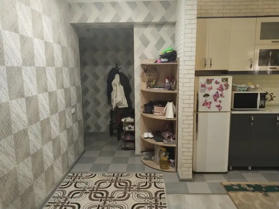 3 xonali kvartira − 85 m², 1/3 qavat