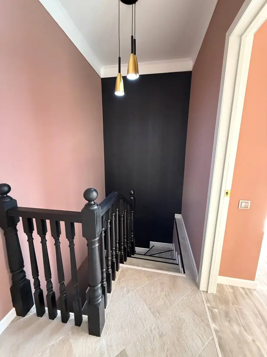 Более 5 xonali kvartira sotiladi − 96 m²