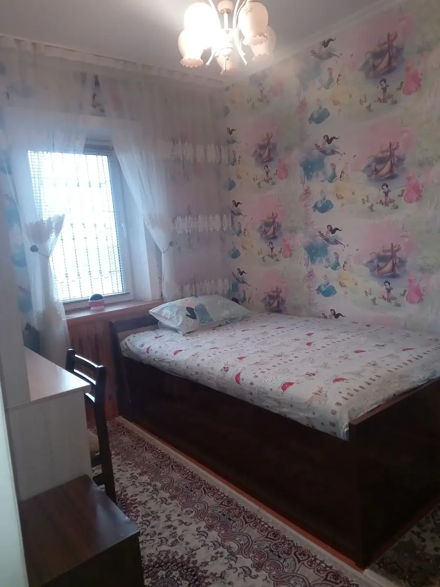 3 xonali kvartira − 60 m², 3/3 qavat