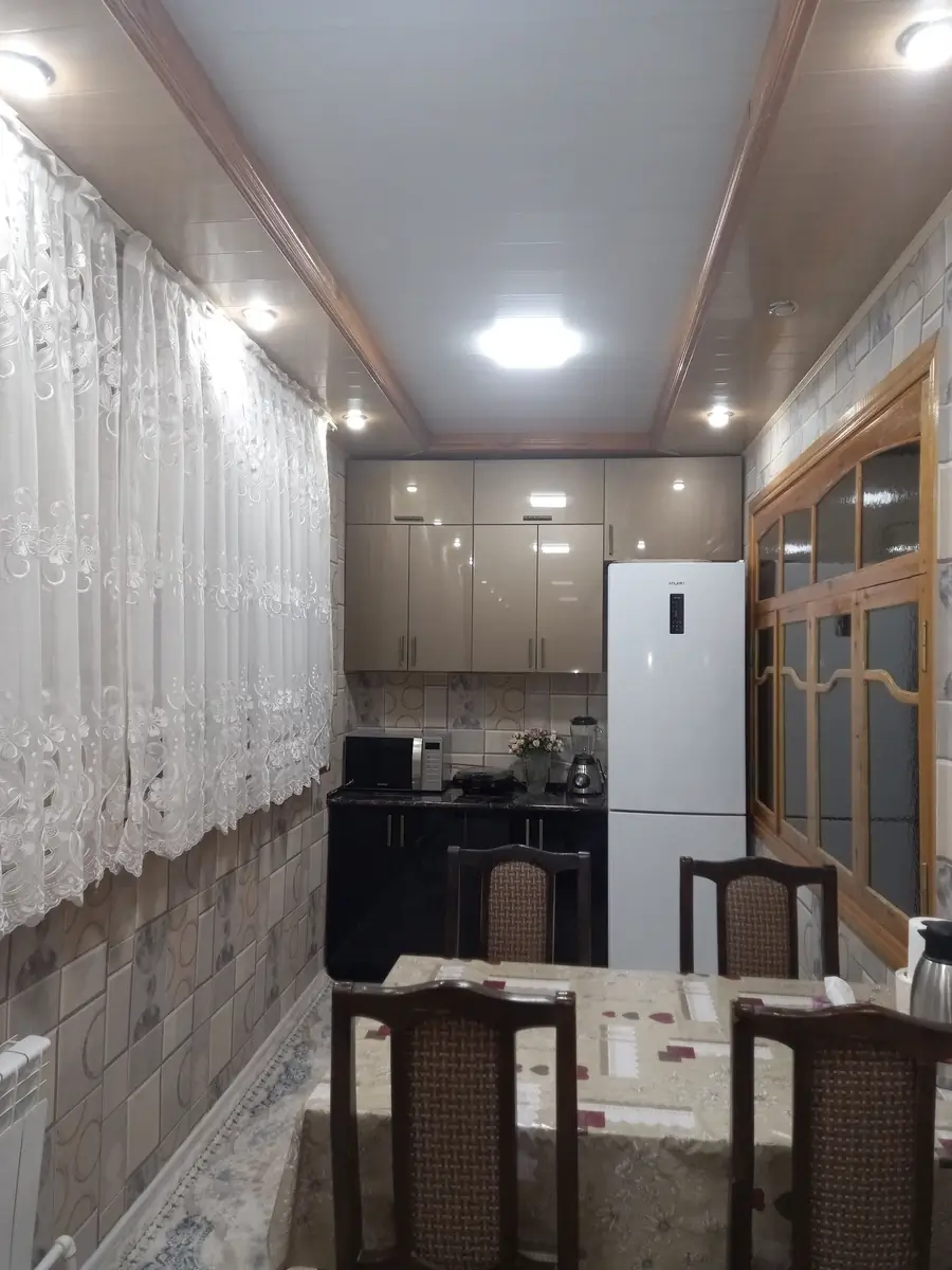 3 xonali kvartira − 60 m², 3/3 qavat