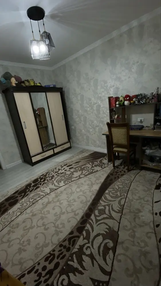 4 xonali kvartira − 98 m², 4/5 qavat