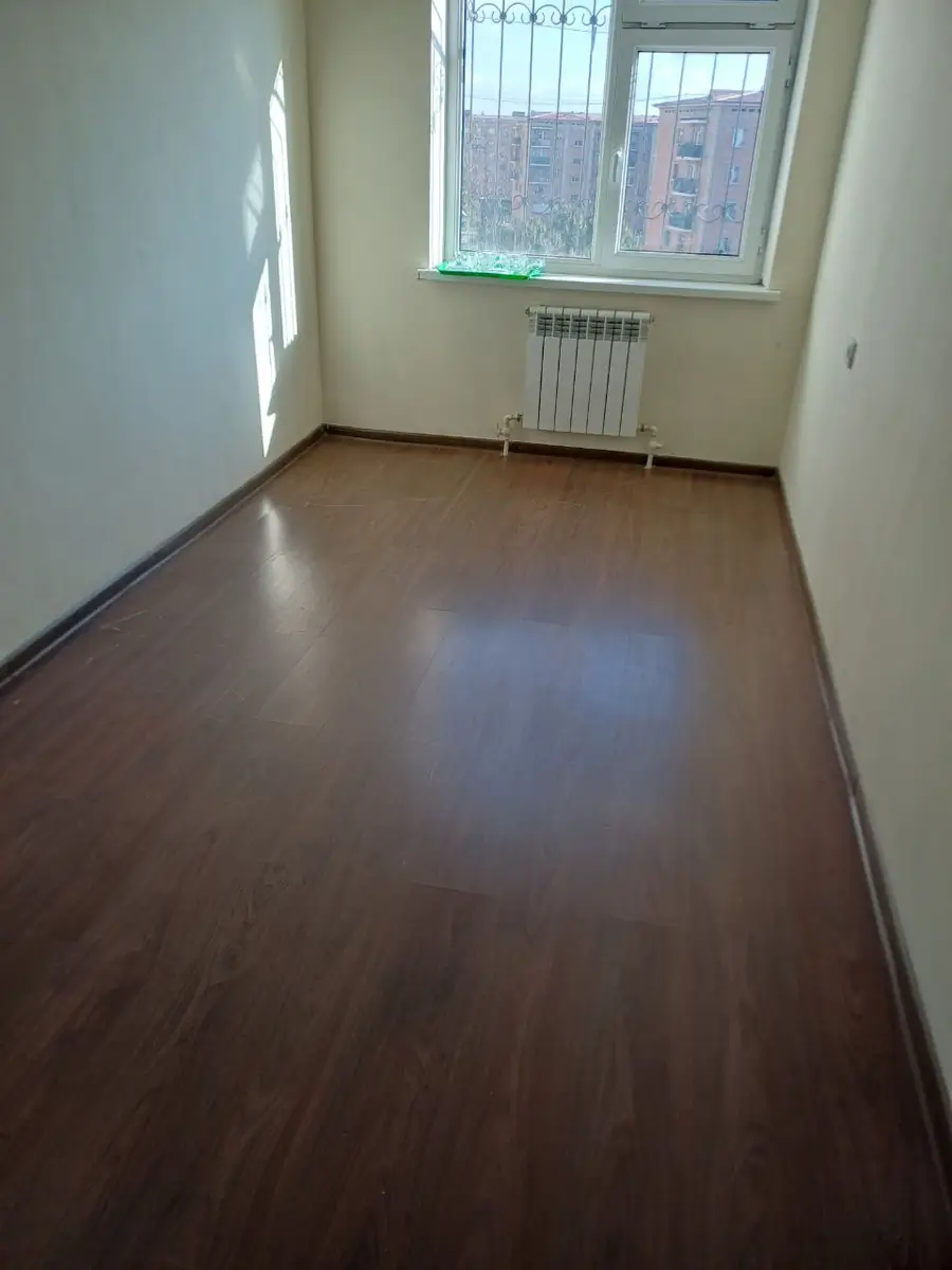 Продается 3-комнатная квартира − 73 м²