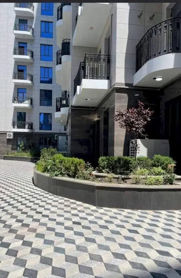 4-комнатная квартира − 150 м², 6/14 этаж