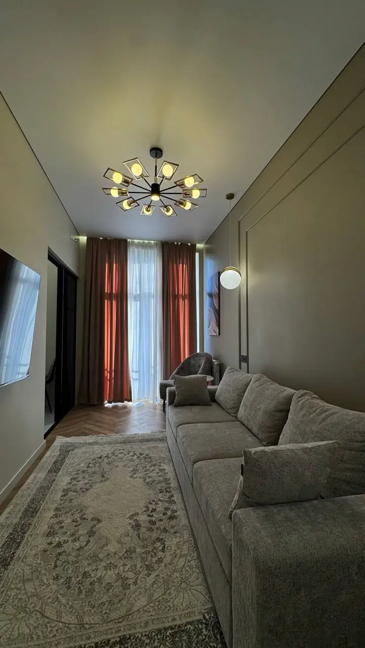 2-комнатная квартира − 58 м², 8/10 этаж