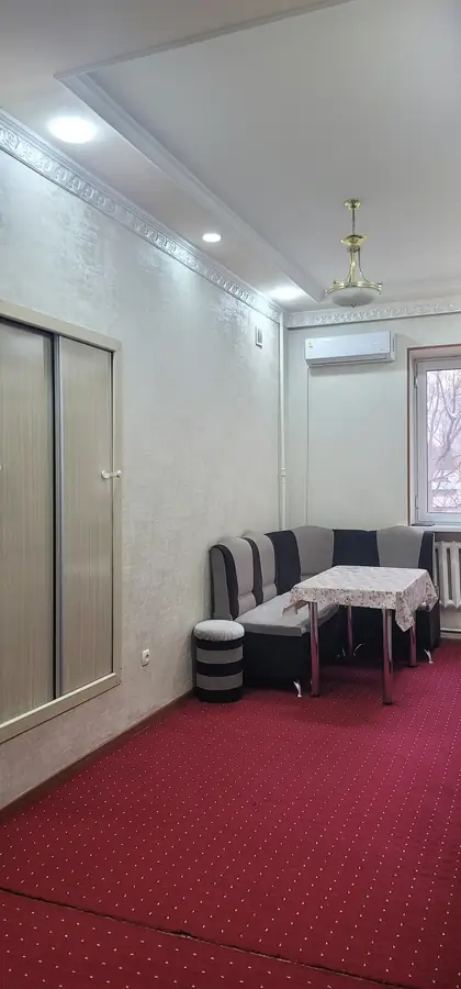 3-комнатная квартира − 79 м², 2/4 этаж