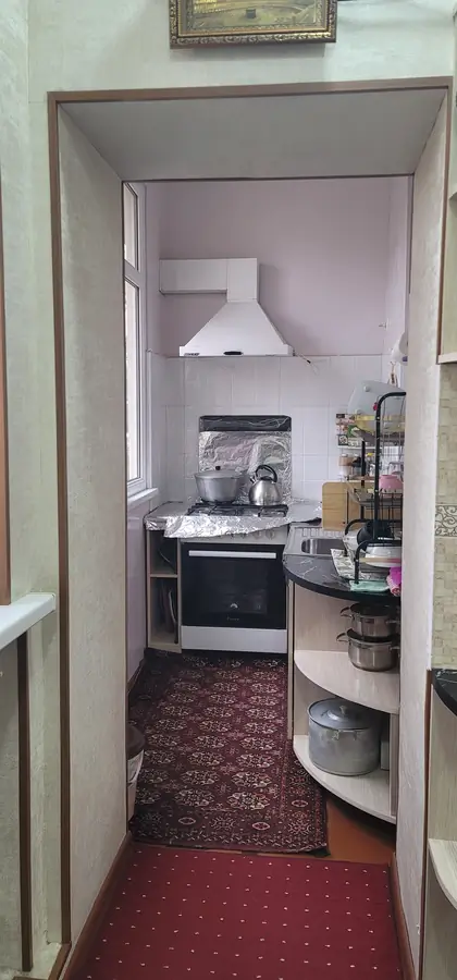 Продается 3-комнатная квартира − 79 м²