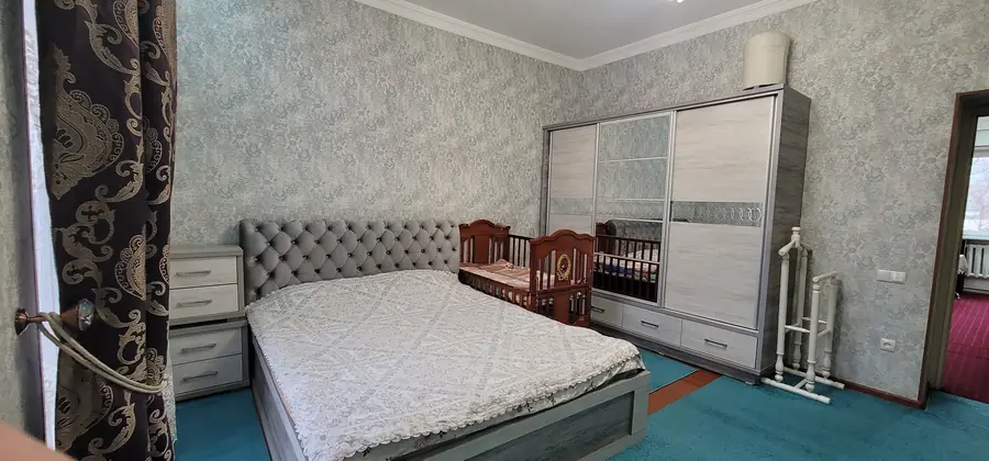 Продается 3-комнатная квартира − 79 м²