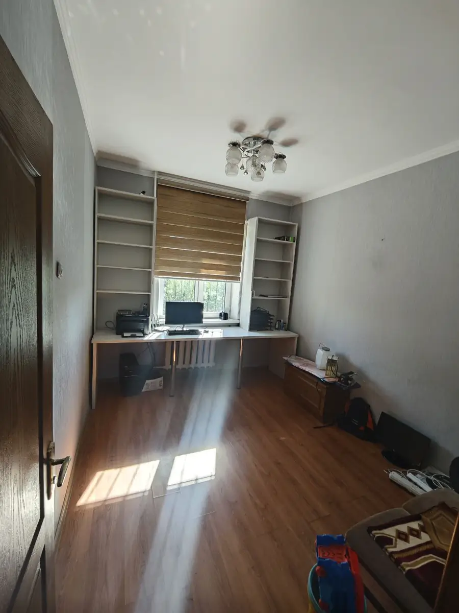 4-комнатная квартира − 100 м², 5/9 этаж