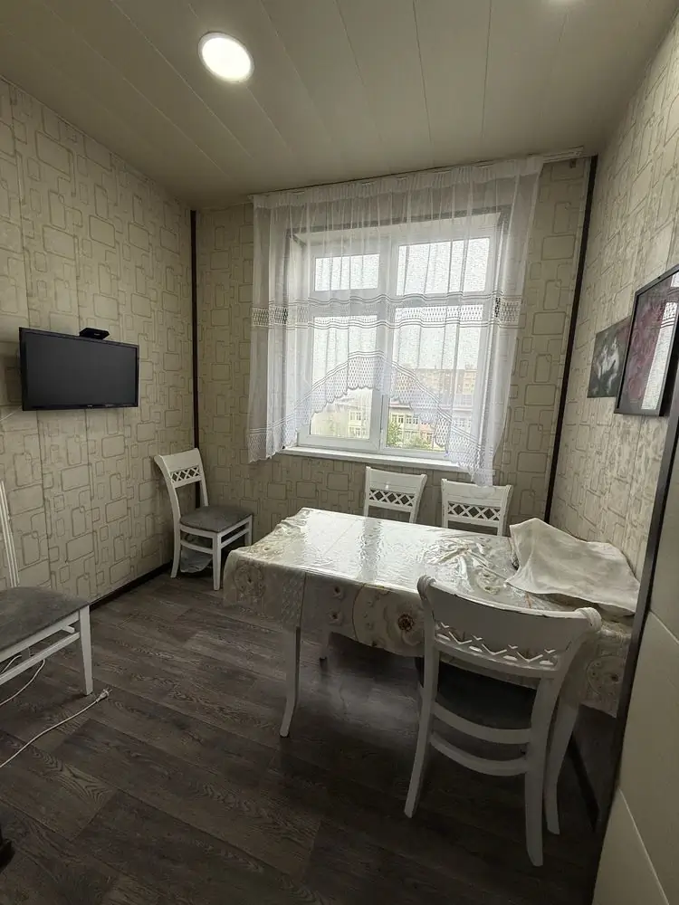 2-комнатная квартира − 58 м², 5/5 этаж