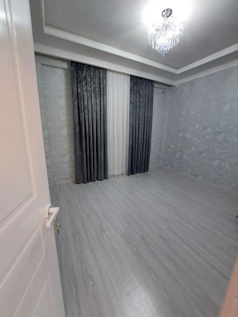 2 xonali kvartira − 65 m², 1/3 qavat