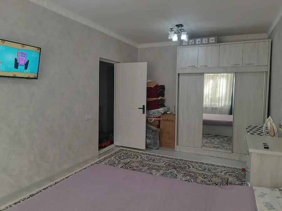 Продается 2-комнатная квартира − 36 м²