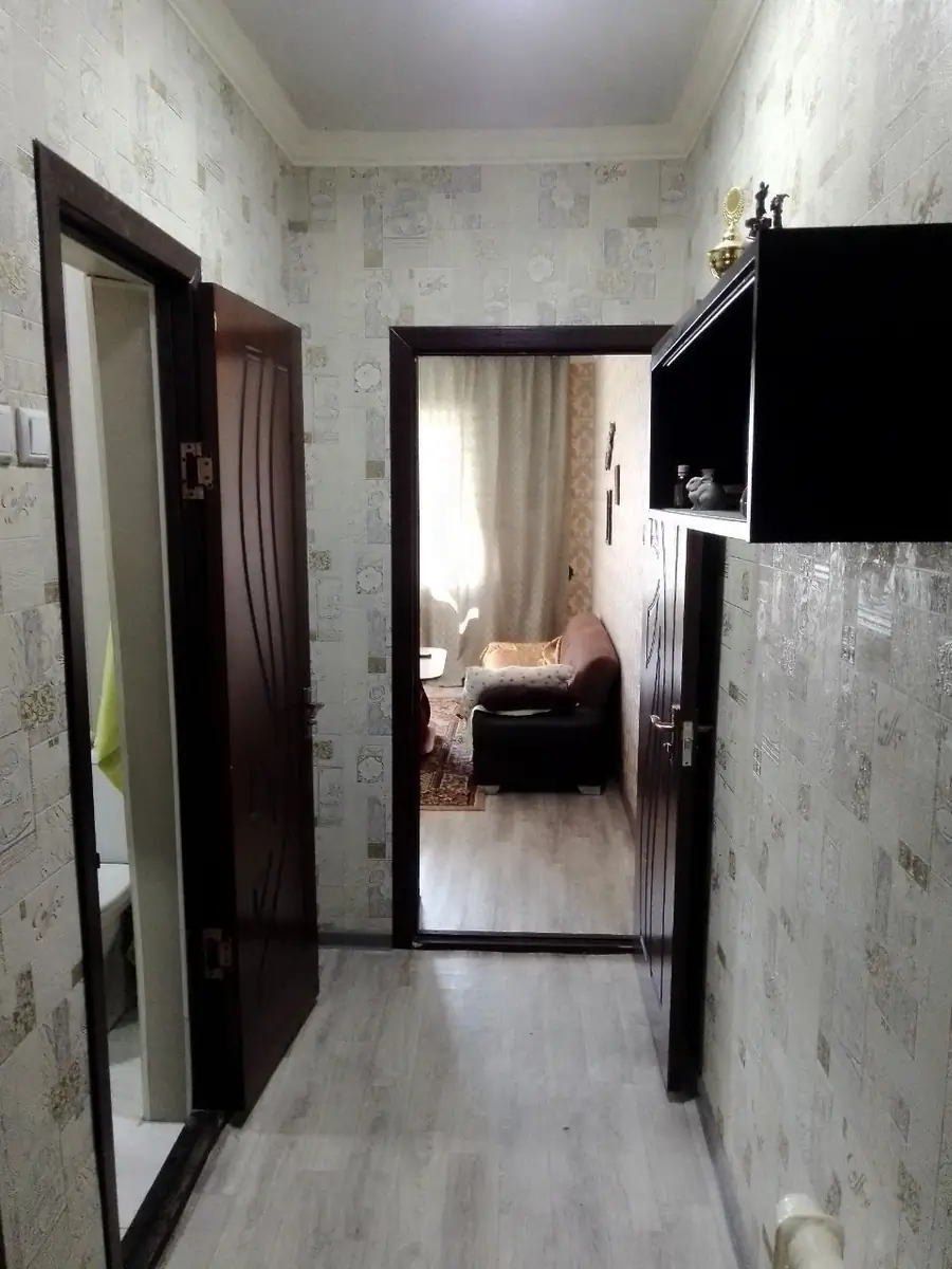 1-комнатная квартира − 30 м², 2/4 этаж