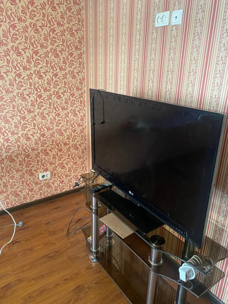 3-комнатная квартира − 160 м², 3/5 этаж