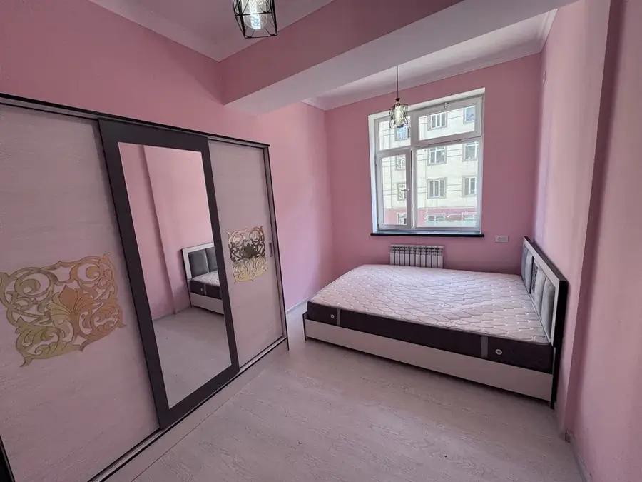 Сдается 3-комнатная квартира − 74 м²