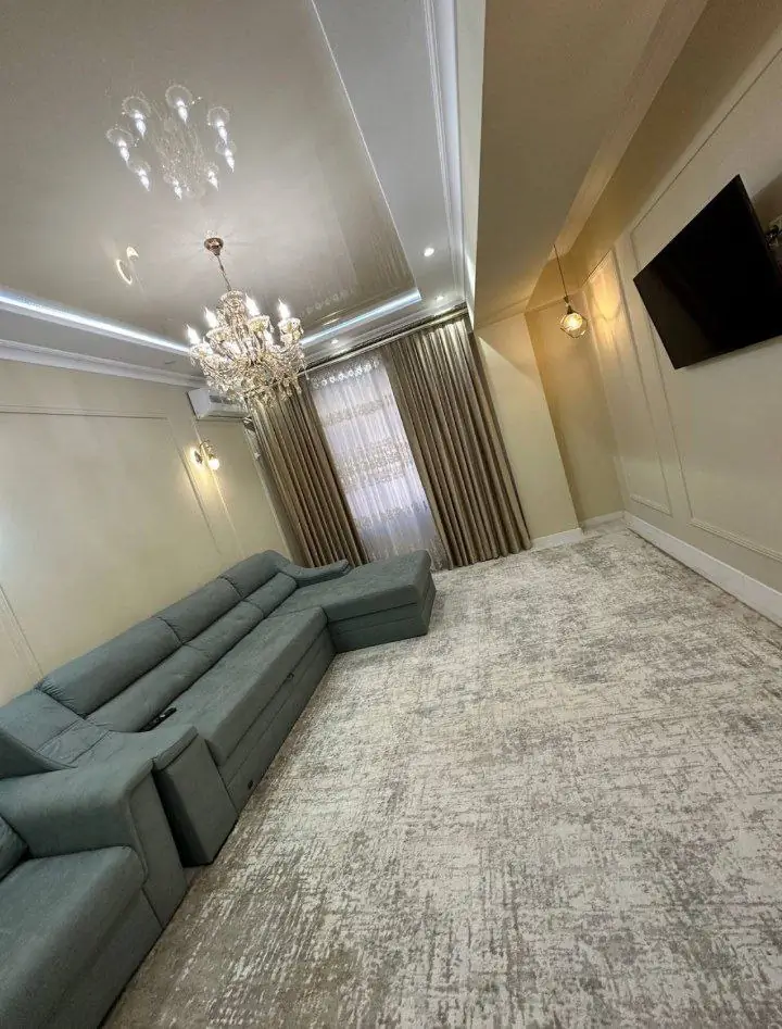 3-комнатная квартира − 105 м², 2/9 этаж