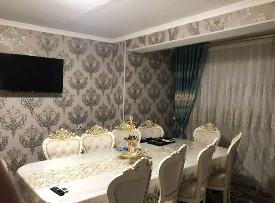 4 xonali kvartira − 90 m², 10/12 qavat