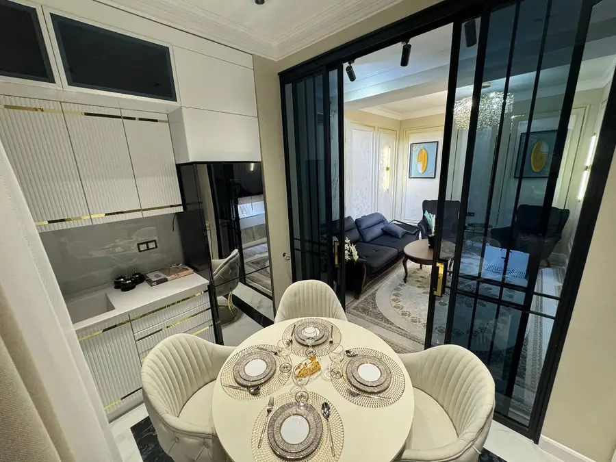 Продается 2-комнатная квартира − 51 м²