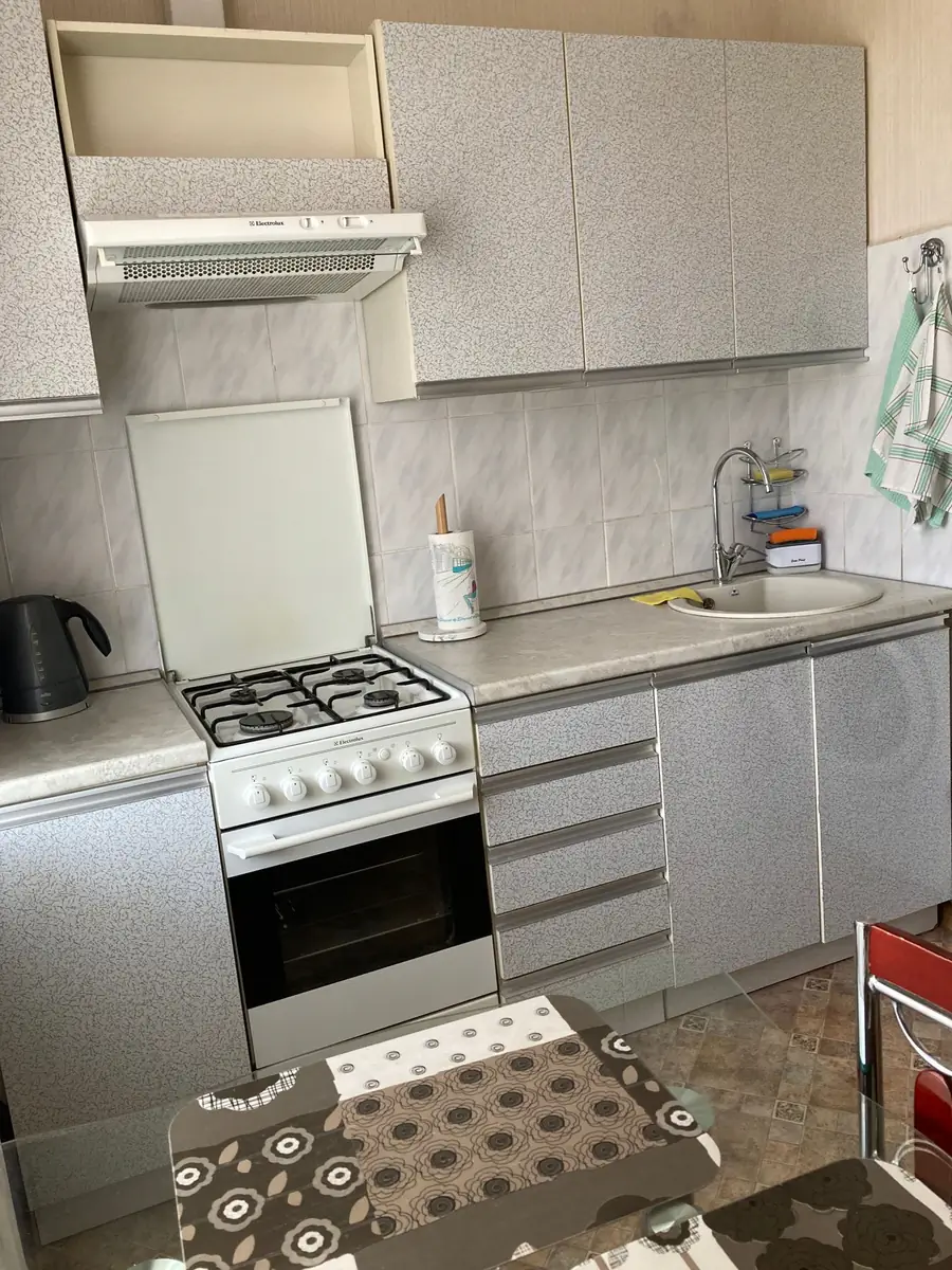 1-комнатная квартира − 43 м², 6/6 этаж