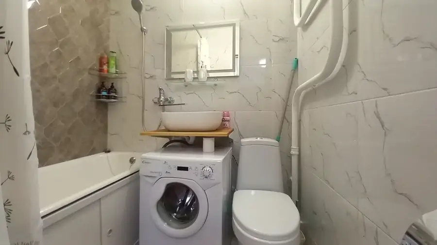 2-комнатная квартира − 50 м², 4/8 этаж