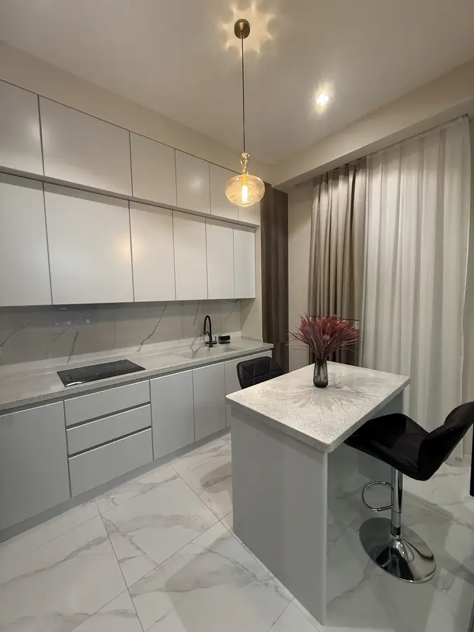 3-комнатная квартира − 80 м², 4/7 этаж