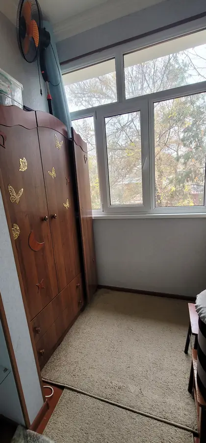 Продается 3-комнатная квартира − 79 м²