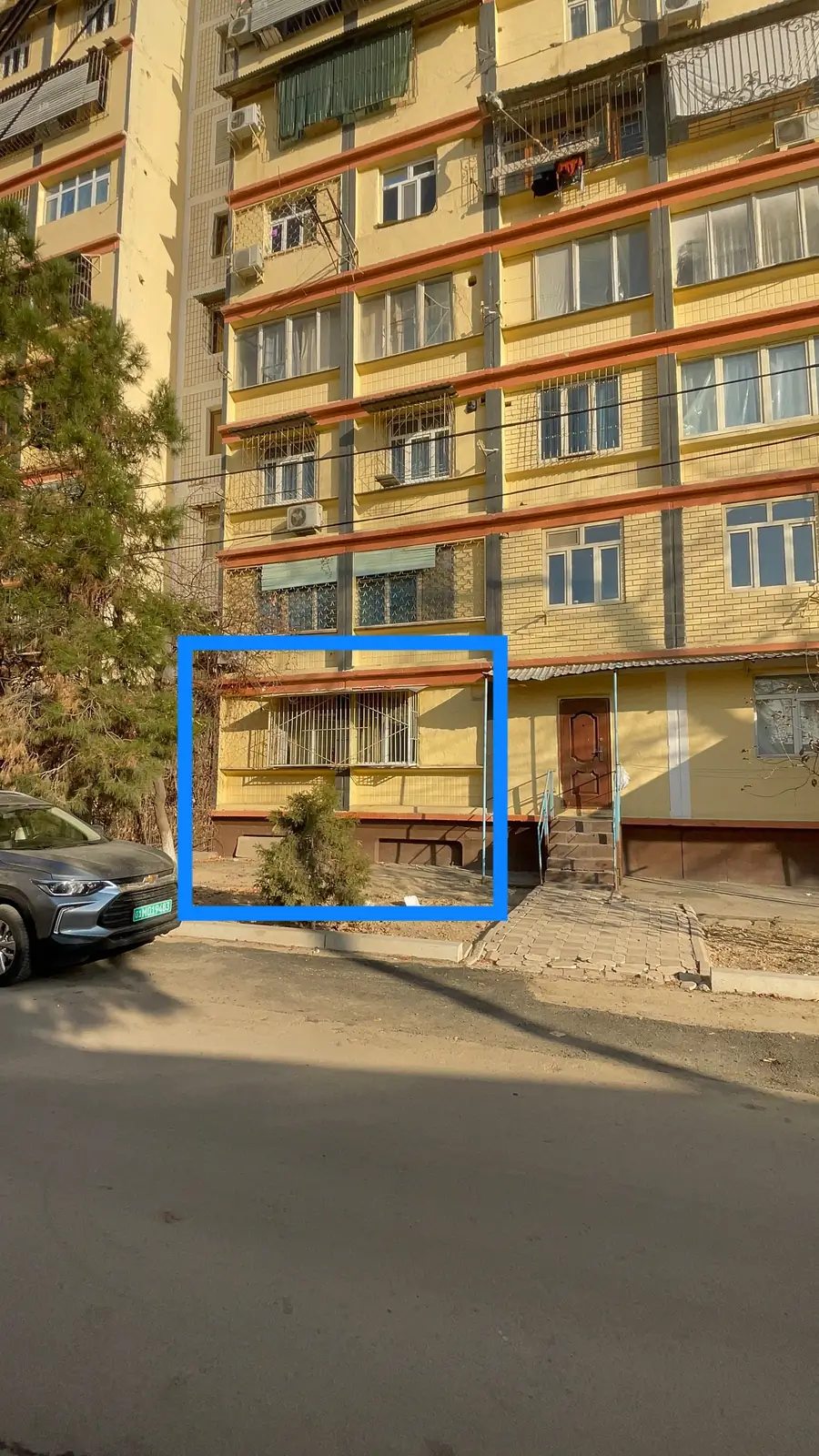 2-комнатная квартира − 72 м², 1/9 этаж