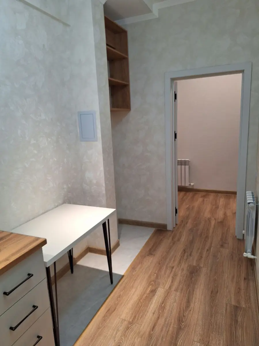 2 xonali kvartira sotiladi − 50 m²