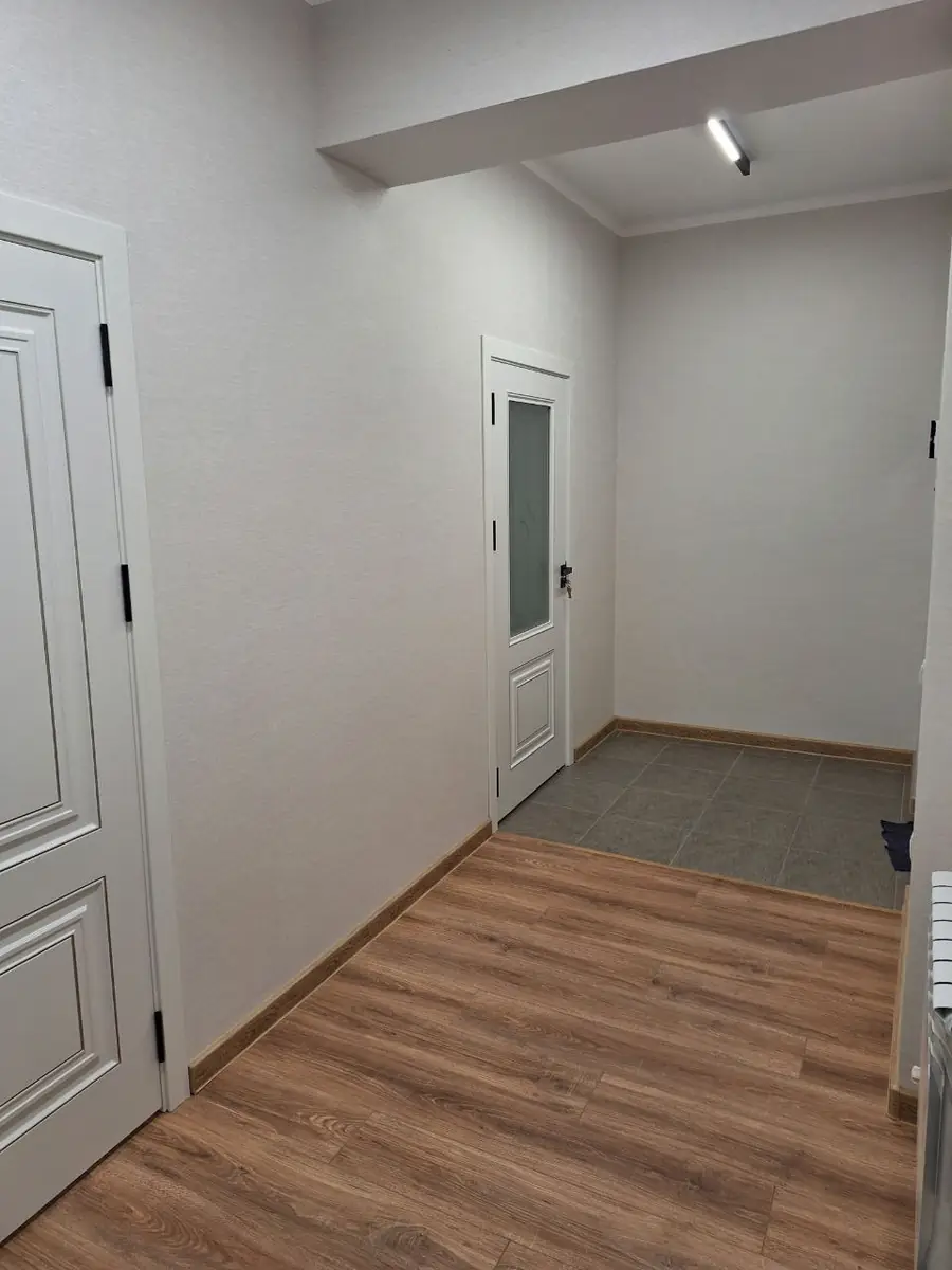 2 xonali kvartira − 50 m², 1/8 qavat