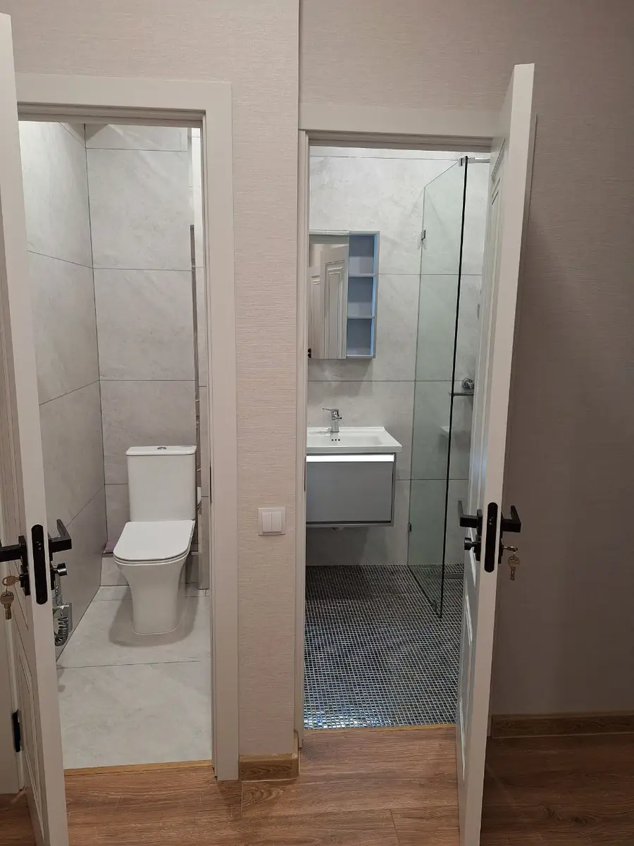 2 xonali kvartira sotiladi − 50 m²