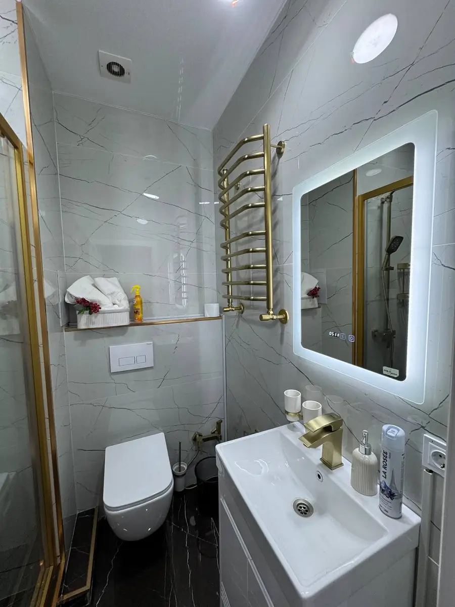 Сдается 2-комнатная квартира − 50 м²