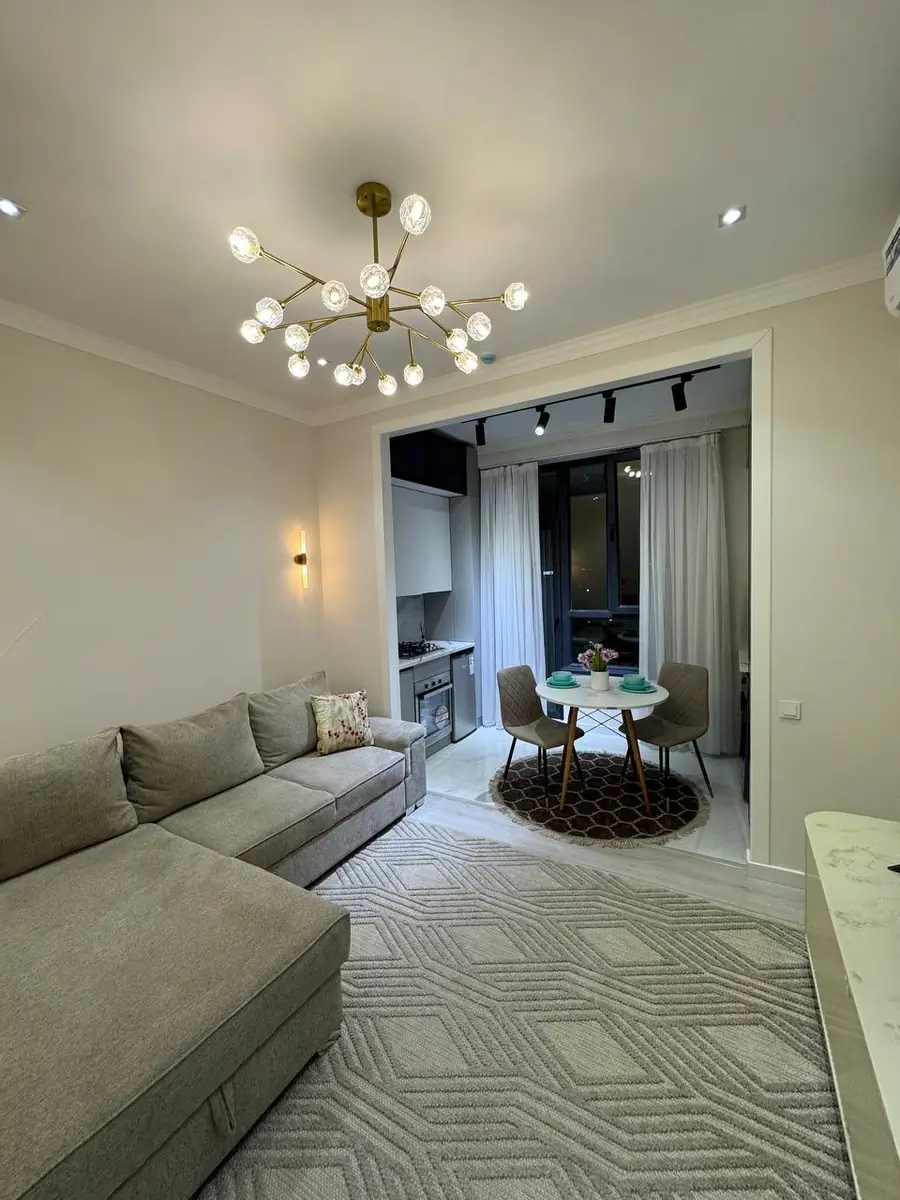 Сдается 2-комнатная квартира − 50 м²