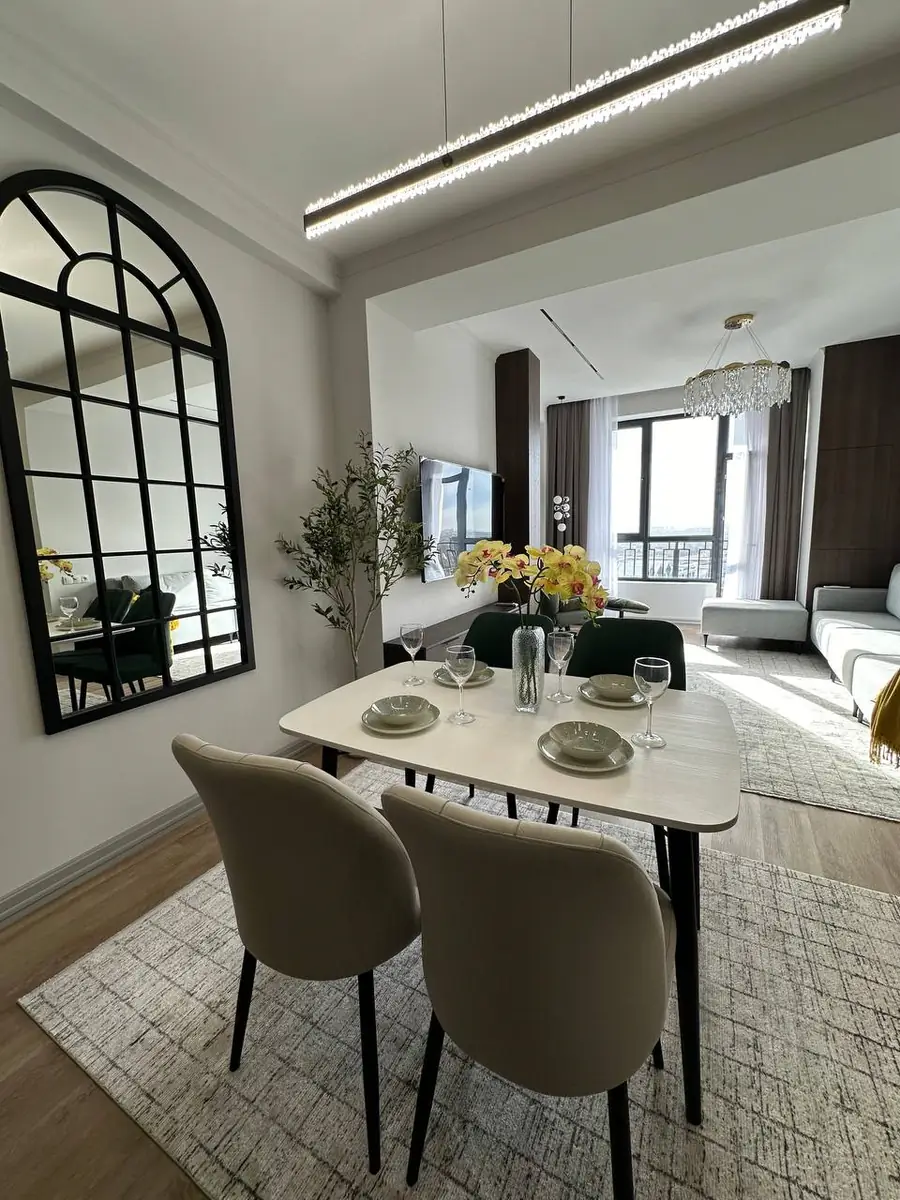 Сдается 2-комнатная квартира − 40 м²