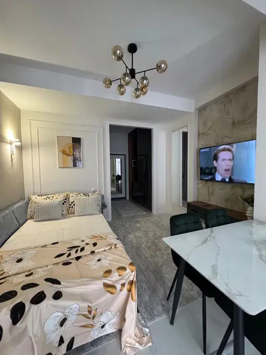 Сдается 1-комнатная квартира − 30 м²