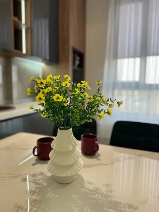 Сдается 1-комнатная квартира − 30 м²