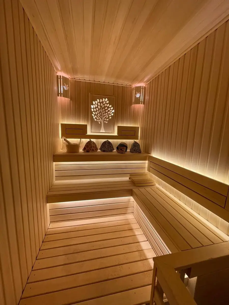 2 qavatli uy sotiladi − 700 m²