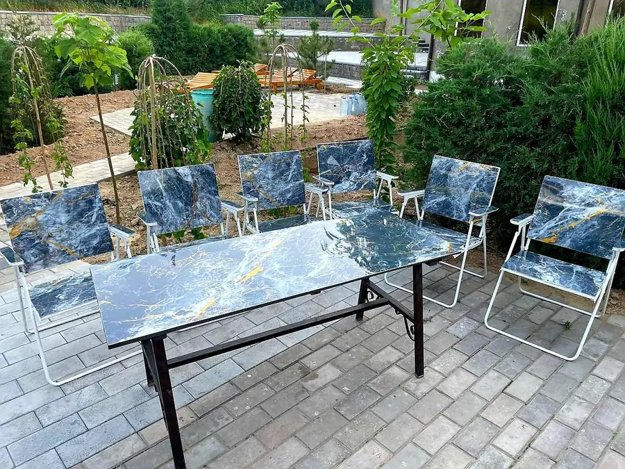 2 qavatli uy − 700 m², 12 sot. 