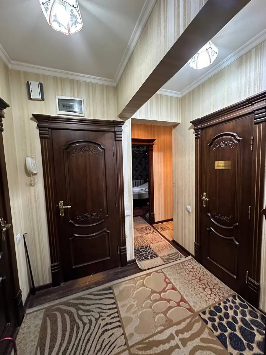 Продается 3-комнатная квартира − 86 м²